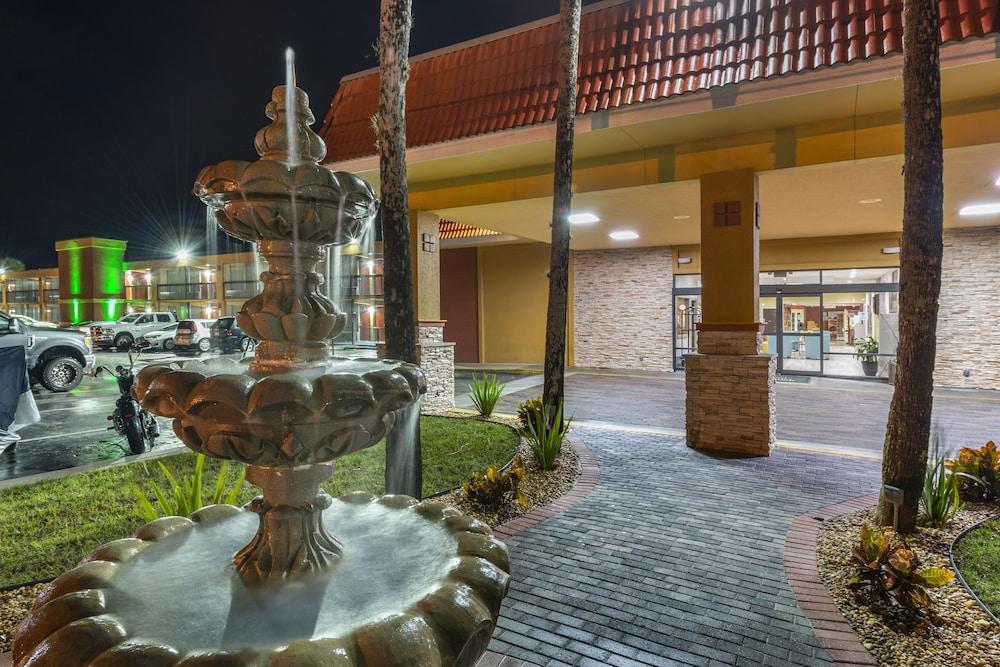 Quality Inn And Suites Palatka Riverfront מראה חיצוני תמונה